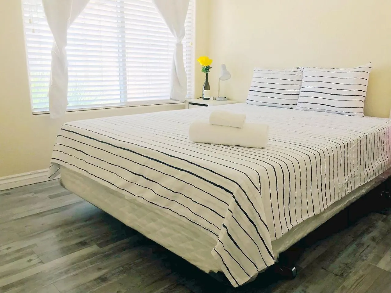 Comfortable Big Bedroom In The House For Rent-03 Λας Βέγκας 0*,