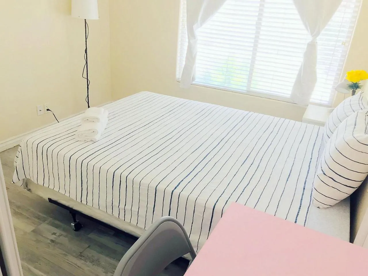 Comfortable Big Bedroom In The House For Rent-03 لاس فيغاس الولايات المتحدة الأمريكية