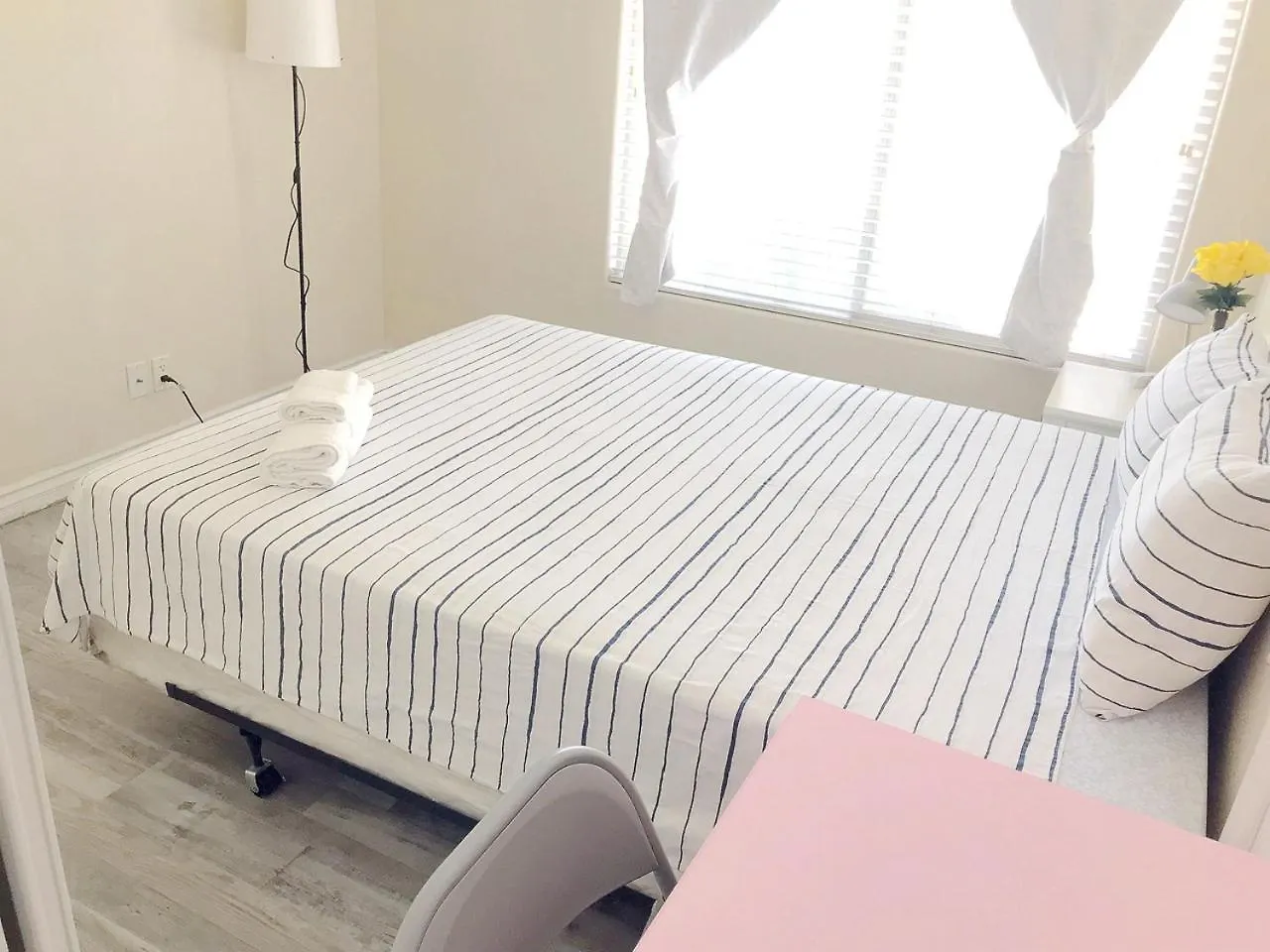 منزل للإقامة Comfortable Big Bedroom In The House For Rent-03 لاس فيغاس